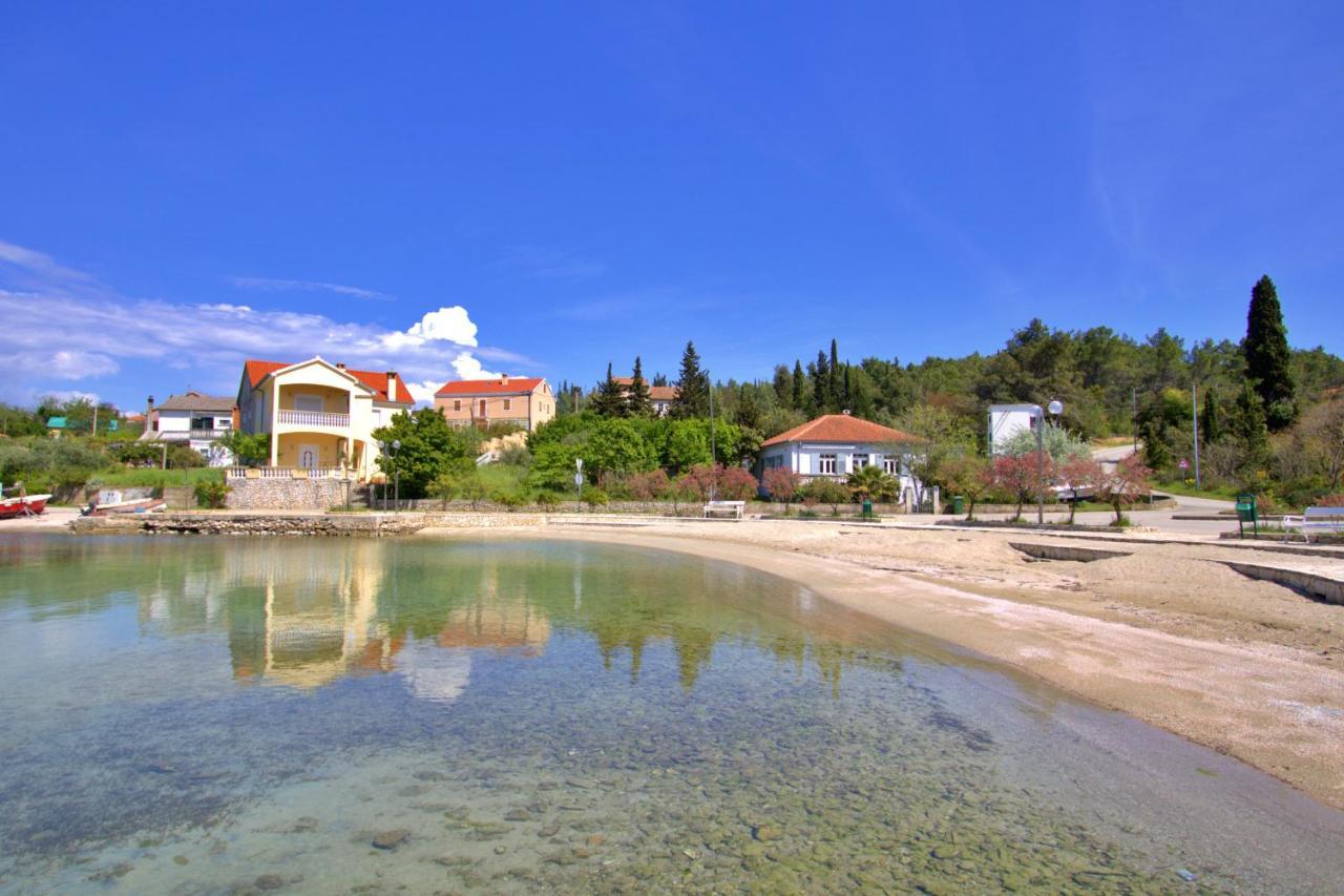 Sunshine Place By The Beach Lukoran Экстерьер фото